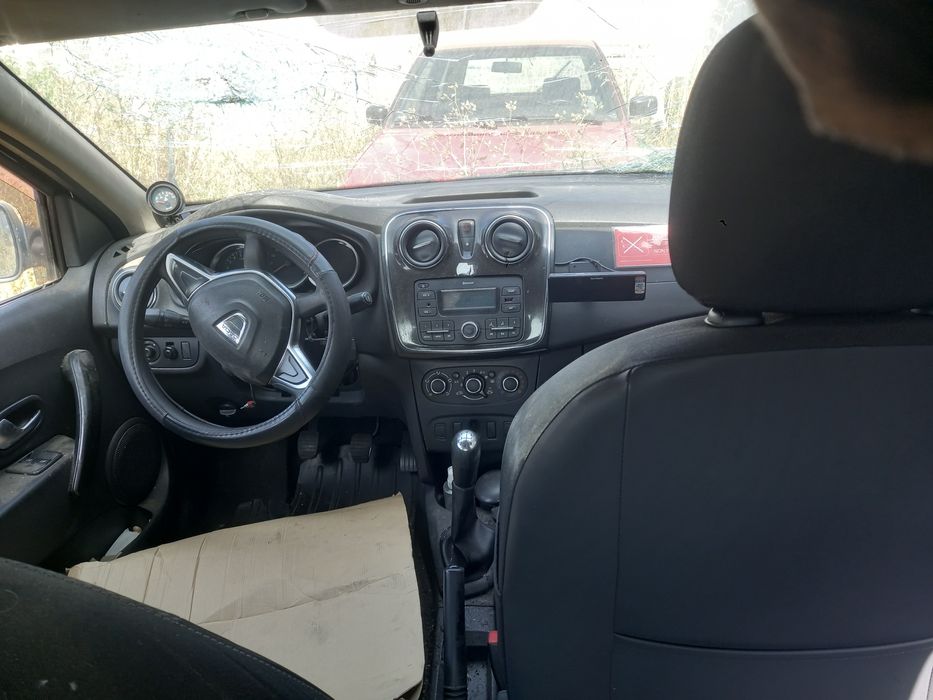 Carro  acidentado para  peças  ou reparar