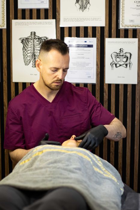 Masaż Kobido z elementami masażu transbukalnego | Naturalny lifting twarzy
