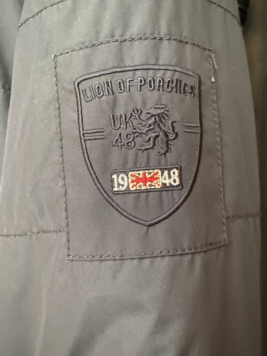 Casaco lion of porsche