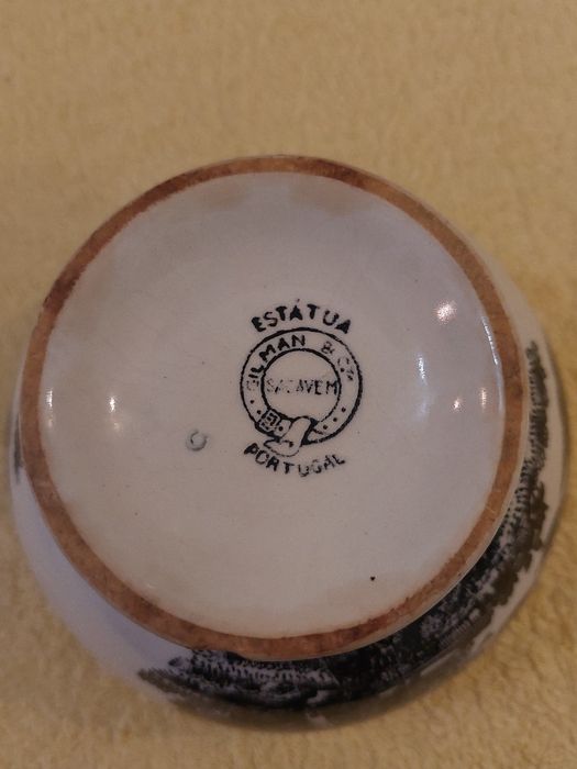 Tigela muito antiga da fábrica de loiças de Sacavém