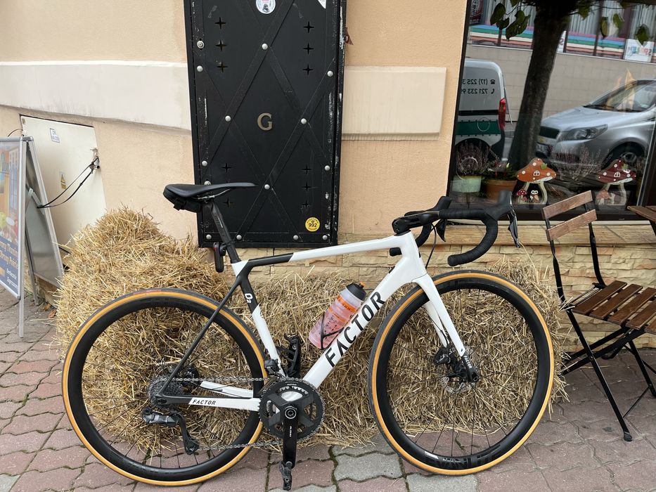 Rower Factor O2 rozmiar 54