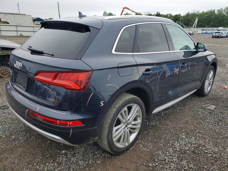 Audi Q5 2019 Premium Plus /