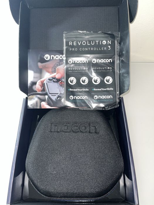 Nacon Revolution PRO Controller 3
