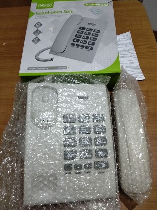 Telefone com fios novo