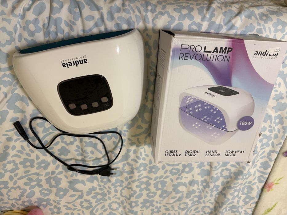 Vendo cabine de Manicure Lâmpada UV/LED Andreia Professional Pro Lamp Revolution 180W