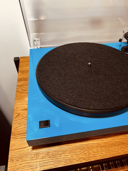Вініловий програвач Pro-Ject Debut II блакитний Hi-Fi Австрія ремінний програвач вінілу
