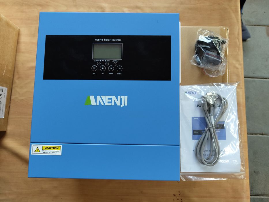 Гібридний інвертор різної потужності