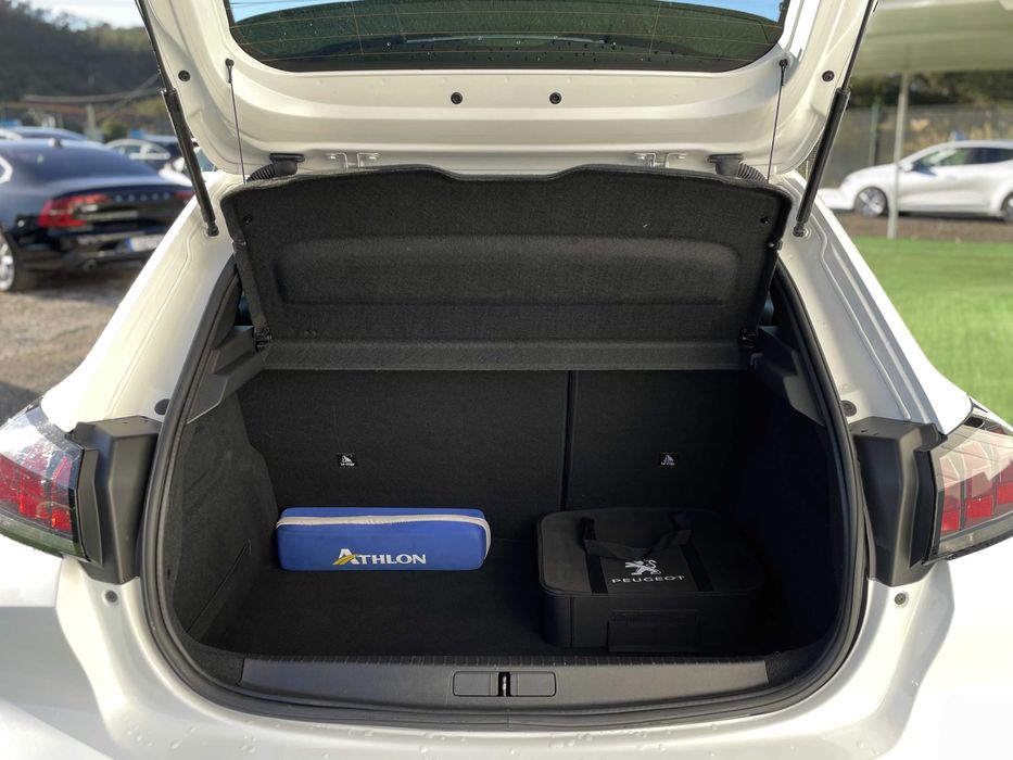Peugeot e-208 50kWh Elétrico 2022