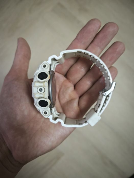 Zegarek Casio G-Shock GA-700