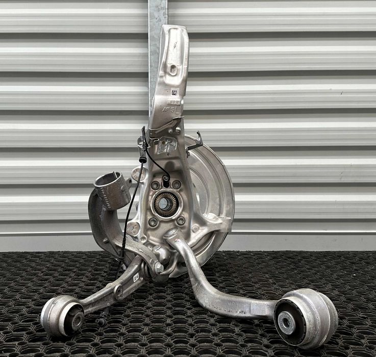 BMW X5 G05 X6 G06 X7 G07 Цапфа ліва права передня підвіска