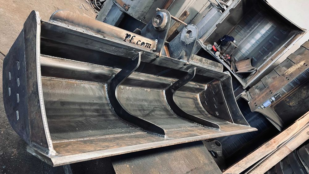 Łyżka skarpowa 150 cm JCB, Volvo, CAT Case New Holland Hydrauliczna