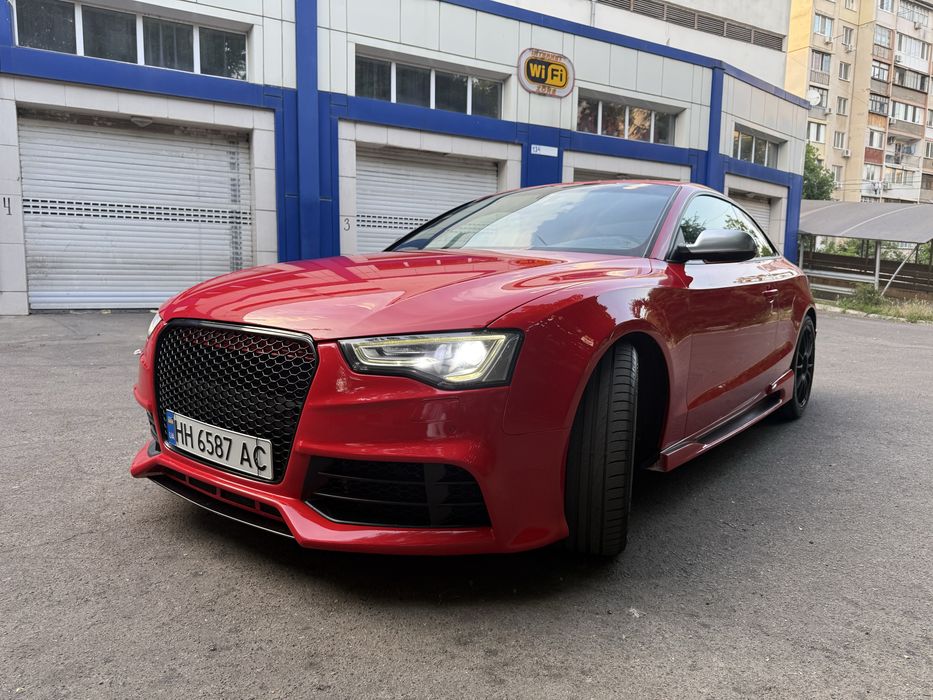 AUDI S5 2012 Офіційна