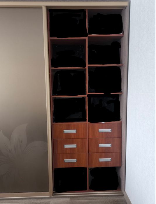 Продам шкаф-купе.