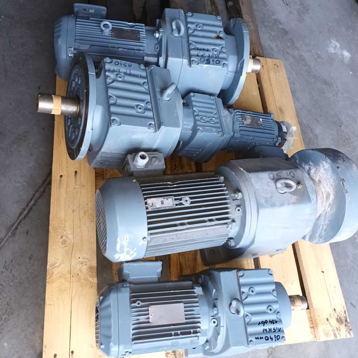 Motoreduktor Sew 22kw 58 obr/min oś 70mm