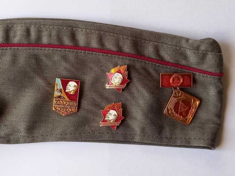 Wojskowa furażerka  DDR