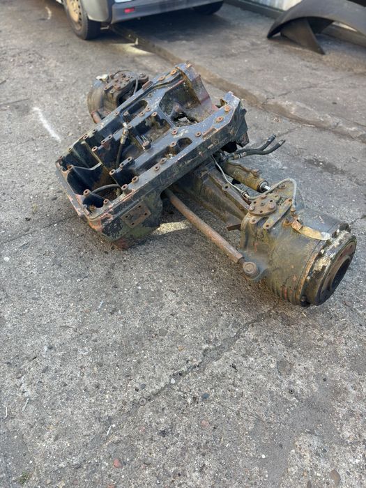 Same Lamborghini przedni most części