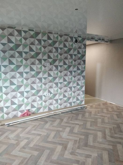 Поклейка обоев недорого