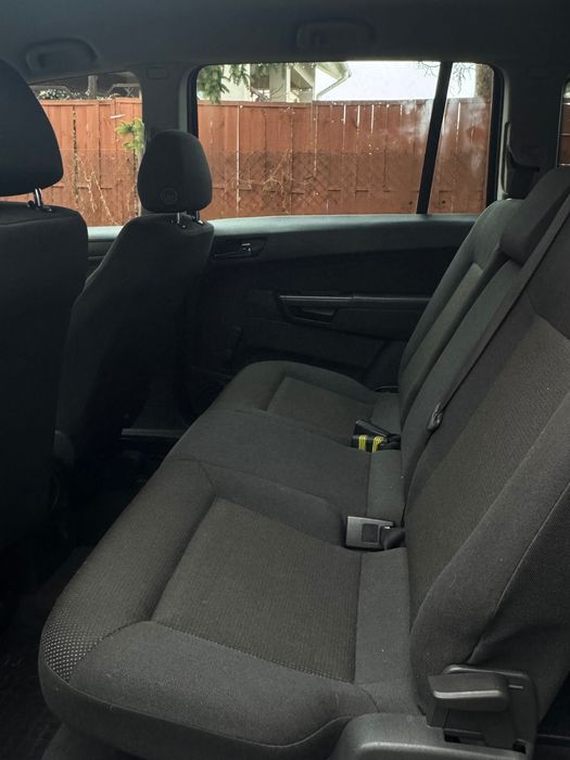 Opel Zafira b 1.8 103 KM