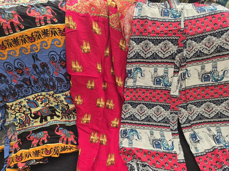 Zestaw spódnico- spodni