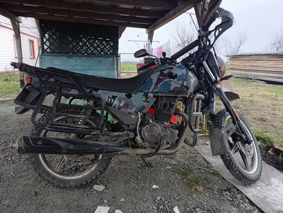 Продам мотоцикл Shineray 200