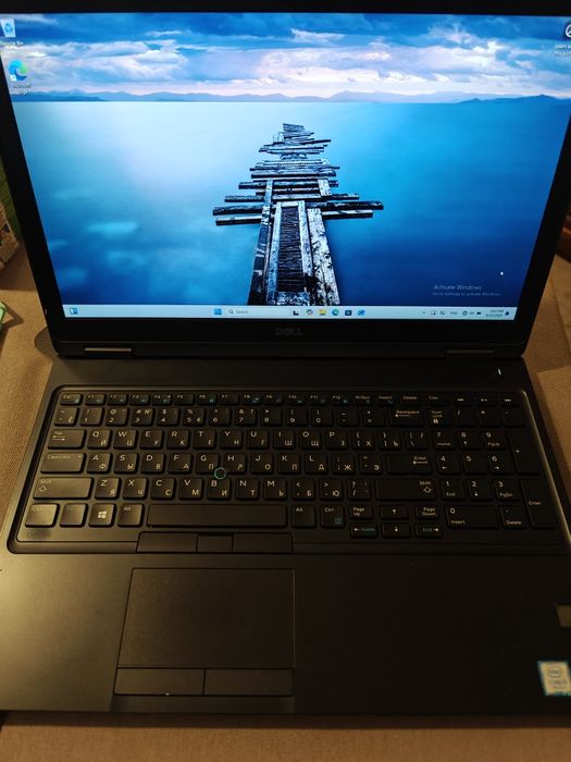 Ноутбук Dell Latitude E5580 - i5-7300U, 16Gb, 256Gb