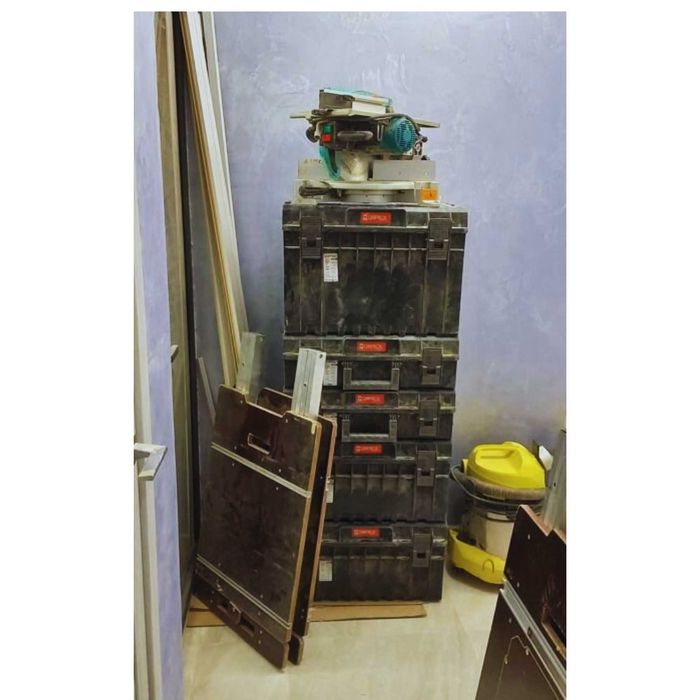 Установка дверей. Мастер на час Муж на час Столяр