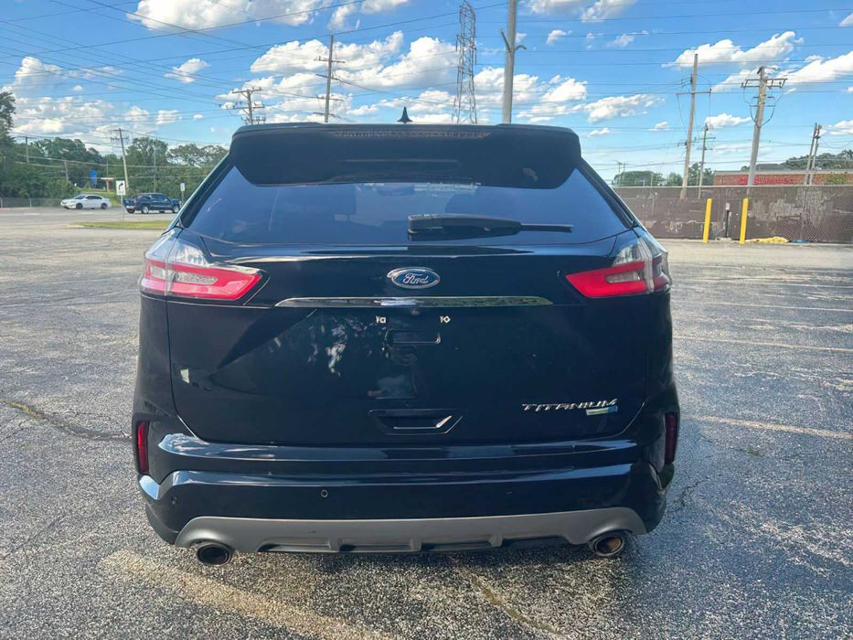Ford Edge Titanium      2019