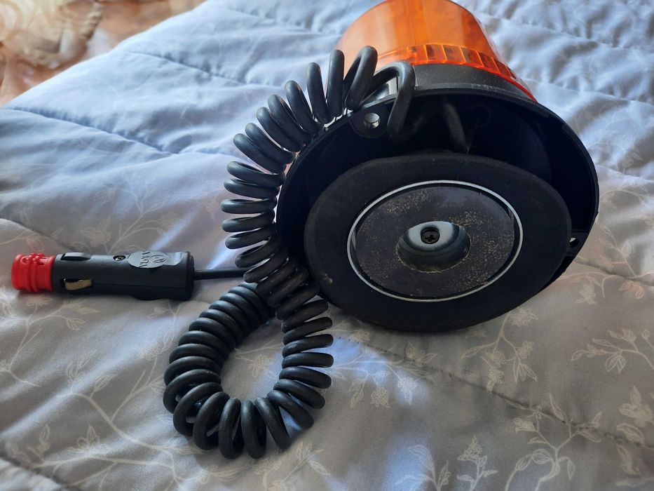 Pirilampo 12v magnetico