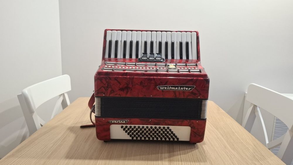Akordeon weltmeister serino 72 basy