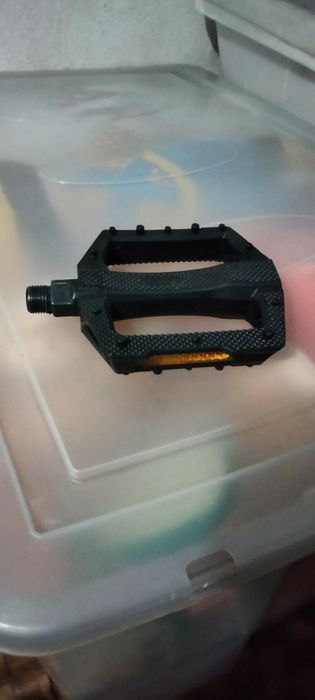 Dois pares pedais bicicleta