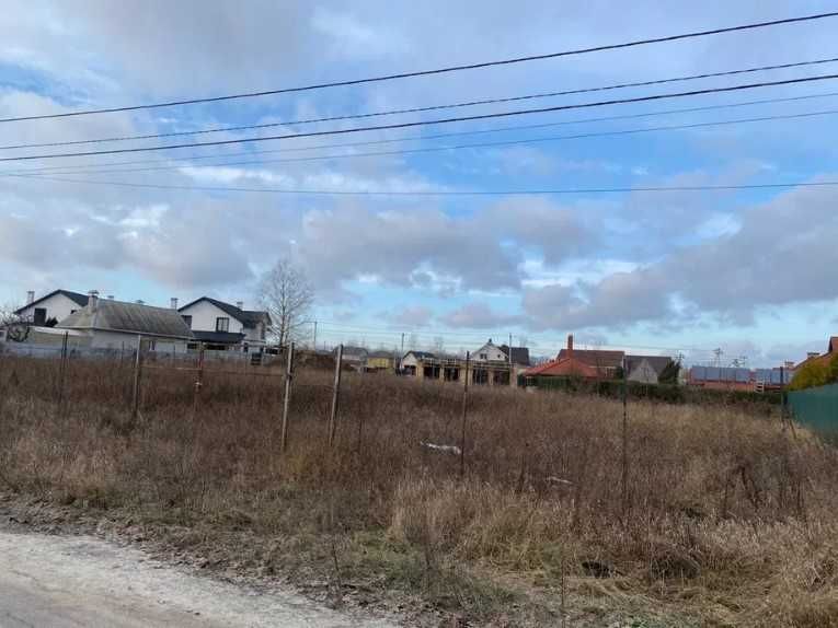 Земельна ділянка 9 соток у Крюківщині — вигідна пропозиція