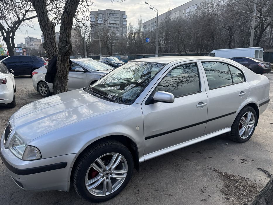 Skoda Octavia  2005 год (родной пробег/один хозяин)