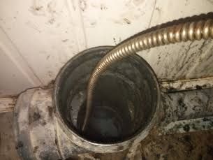 Прочистка канализации аппаратом.Срочная прочистка труб.