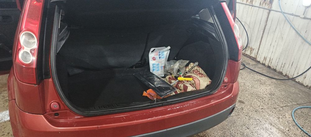 Продаж авто Форд фієста