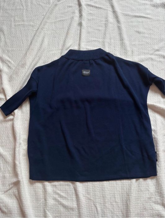 sweterek firmy Minouu rozmiar uniwersalny nowy z metką