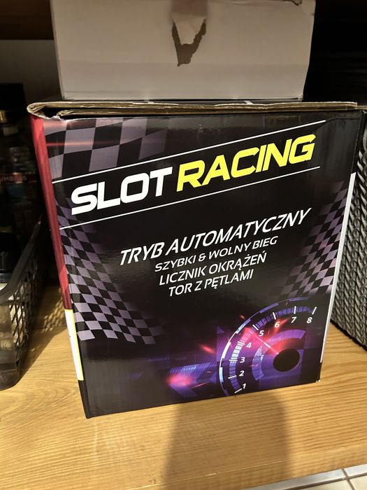 Slot racing tor wyscigowy