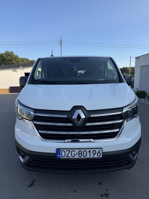 Bus 9 -cio osobowy wynajem