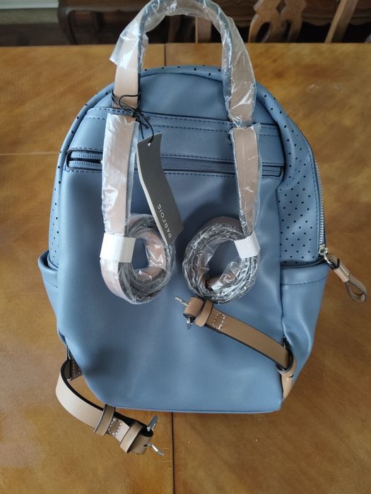 Mochila Parfois nova