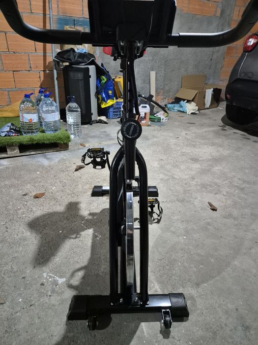 Spinning Bicycle440565148555694083