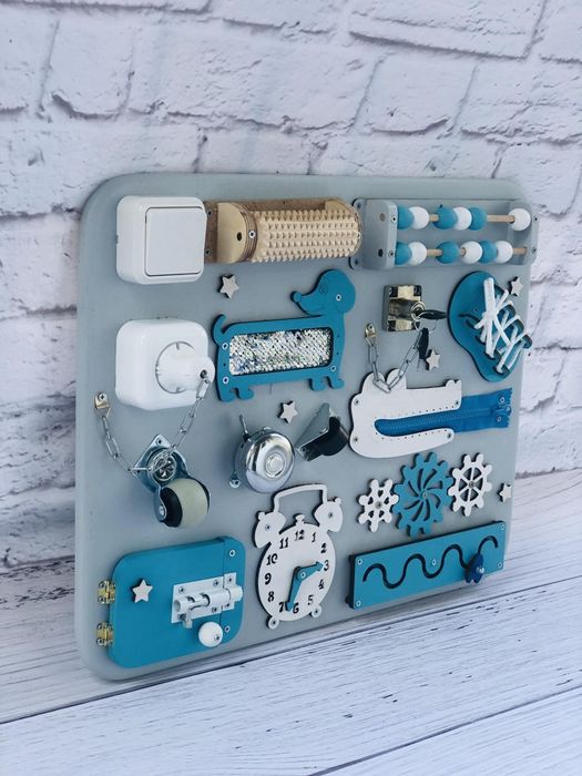 Бізіборд Бізікуб