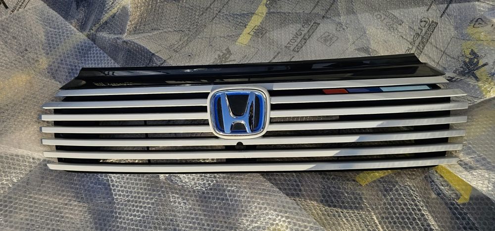 Atrapa grill Honda HRV H-RV III przednia