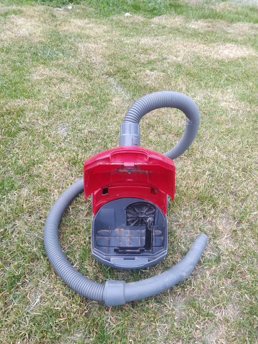 Пилосос XENON 1600w
