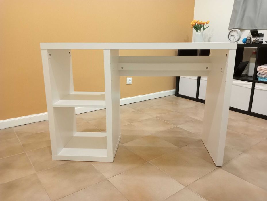 Secretária+cadeira giratória