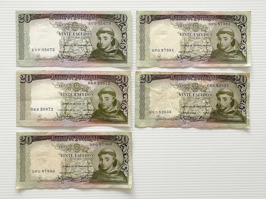 Lote de 49 Notas de Escudos (1000, 100, 50, 20 Escudos)