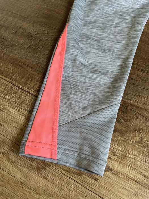 Leginsy sportowe Reserved 146/152 cm
