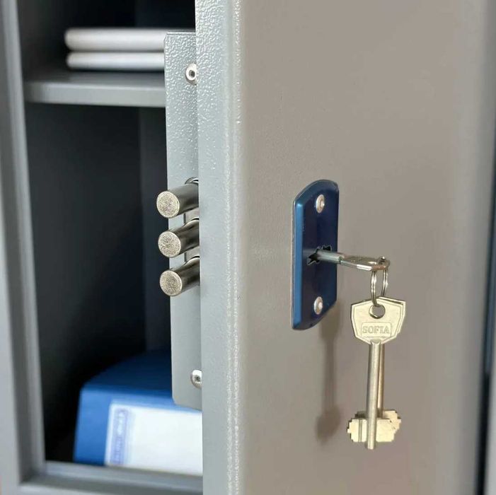 Офісний сейф для зберігання документів з касовим відділенням трейзером