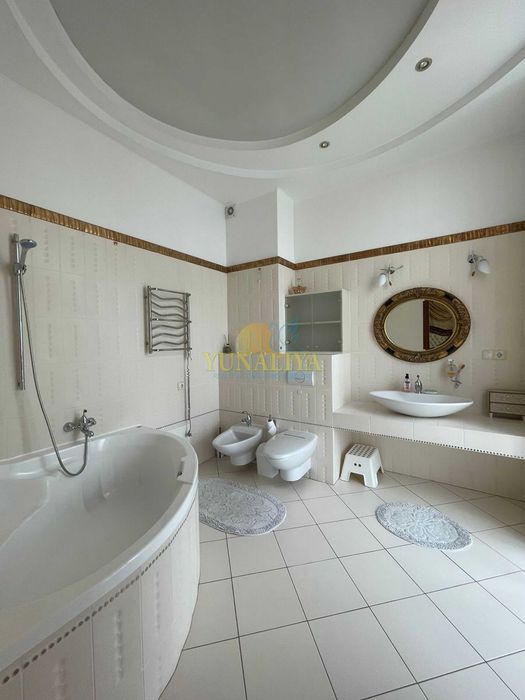 4-х комн. ул. Лютеранская 10 а с паркоместом!