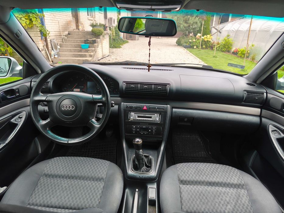 AUDI A4 B5 1,9 TDI 90KM