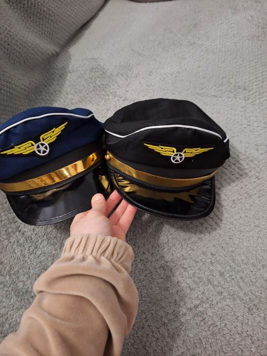 Czapka kapitańska policjanta pilota samolotu do wyboru 1 szt