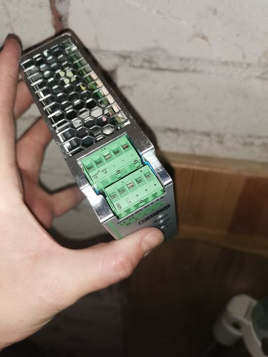 Zasilać regulowany 24V, 5A. Phoenix Contact QUINT-PS/1AC/24DC/5